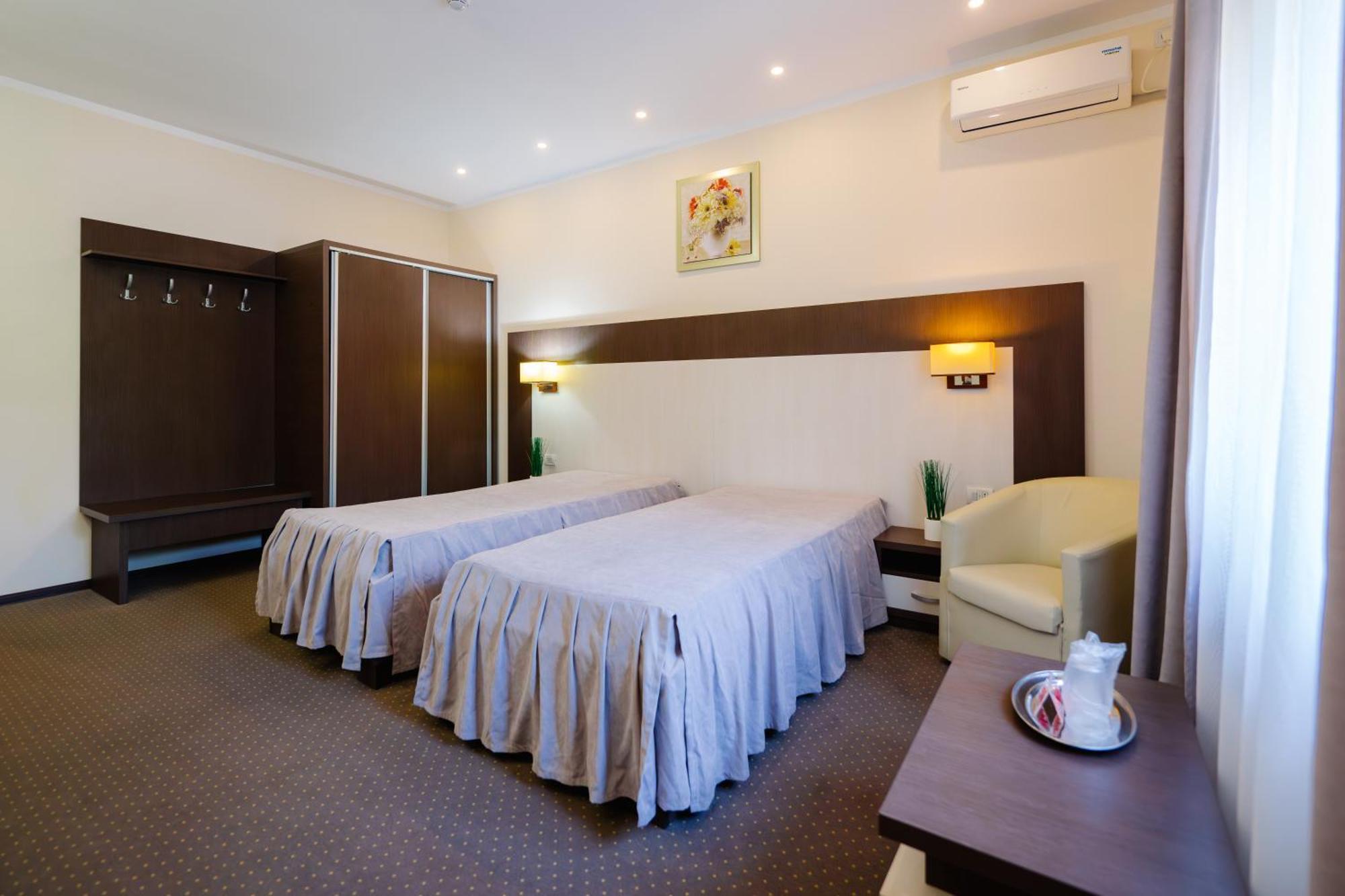 Hotel Evergreen