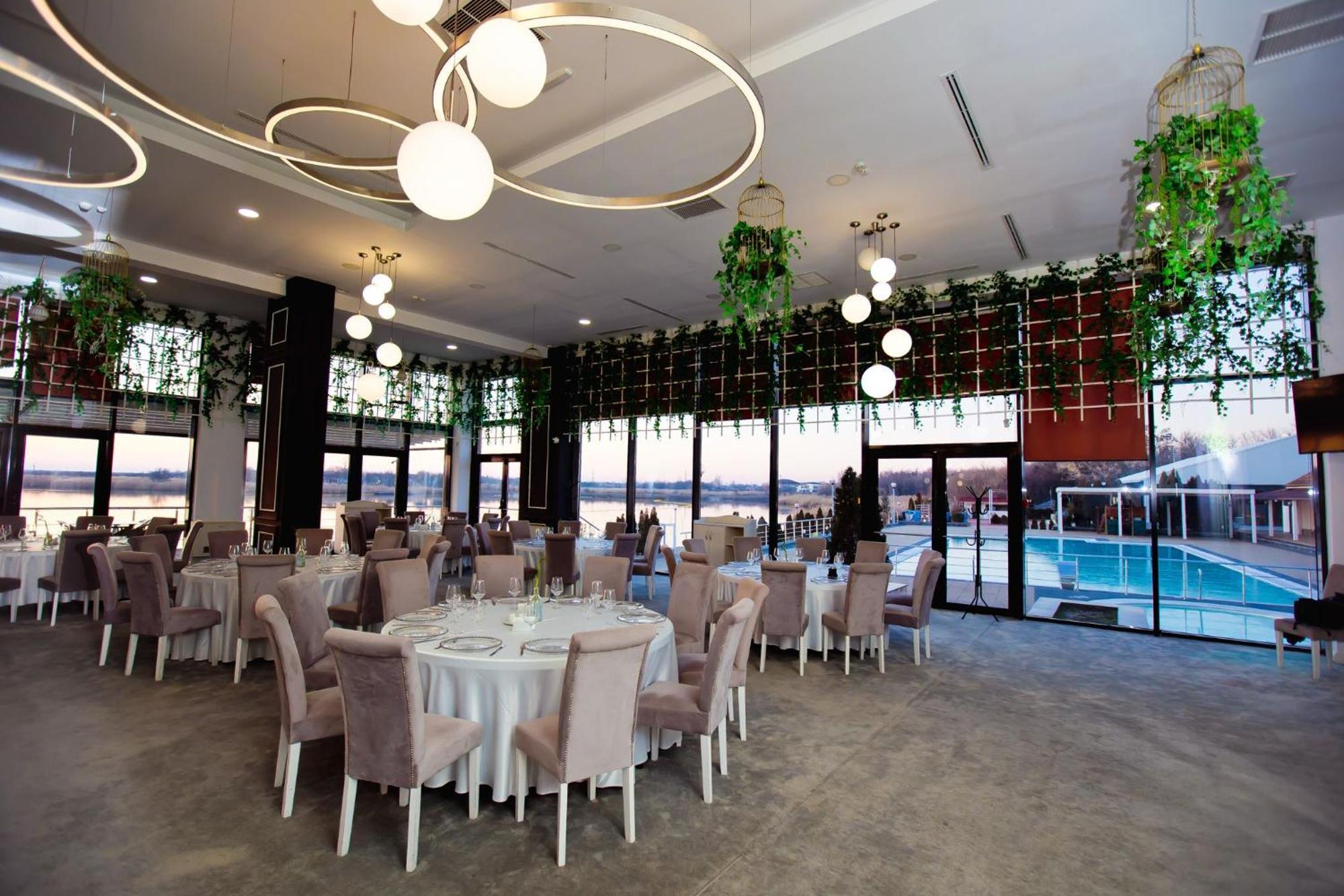 Hotel Evergreen 4*