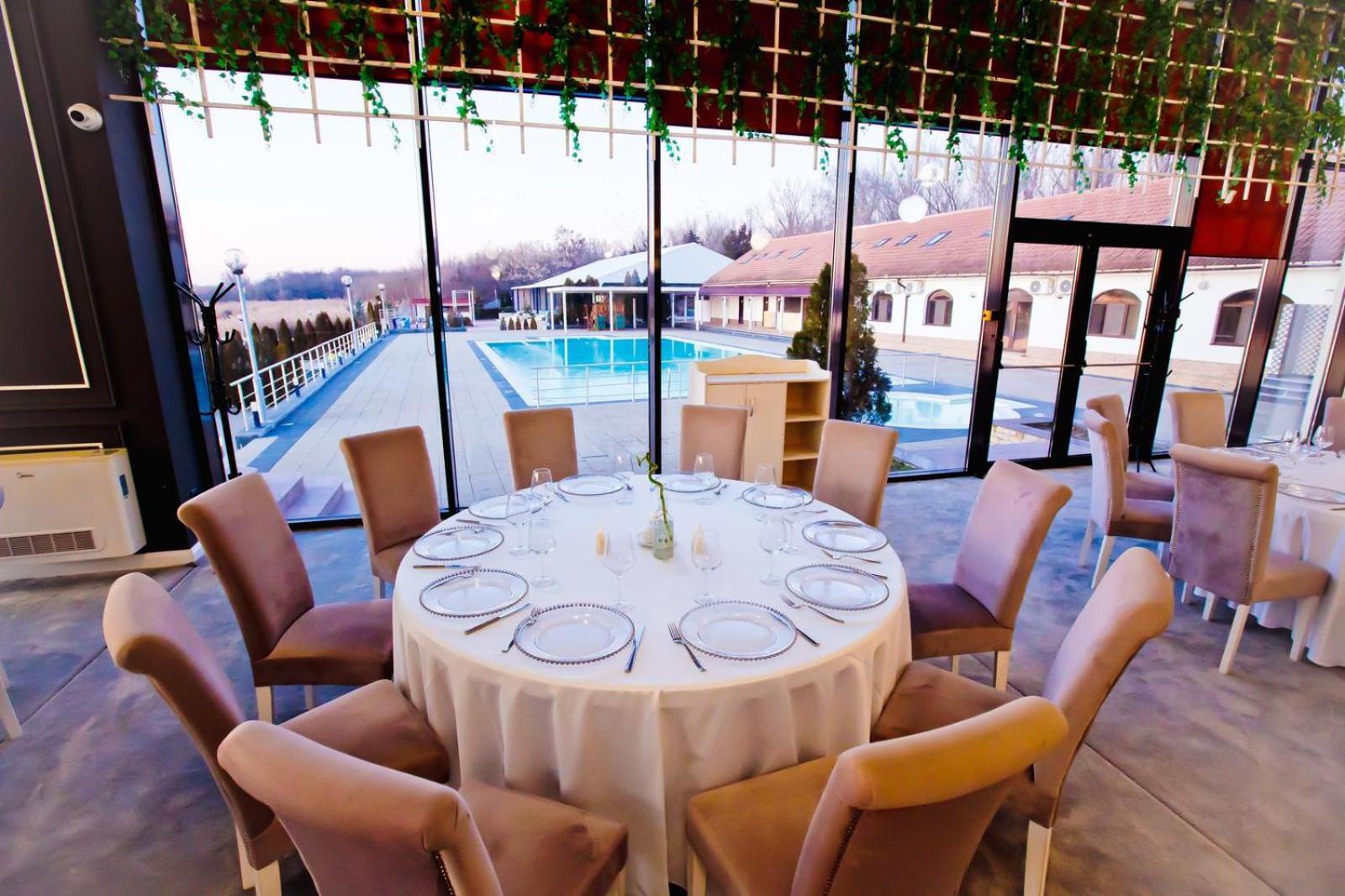 Evergreen 4* Amara