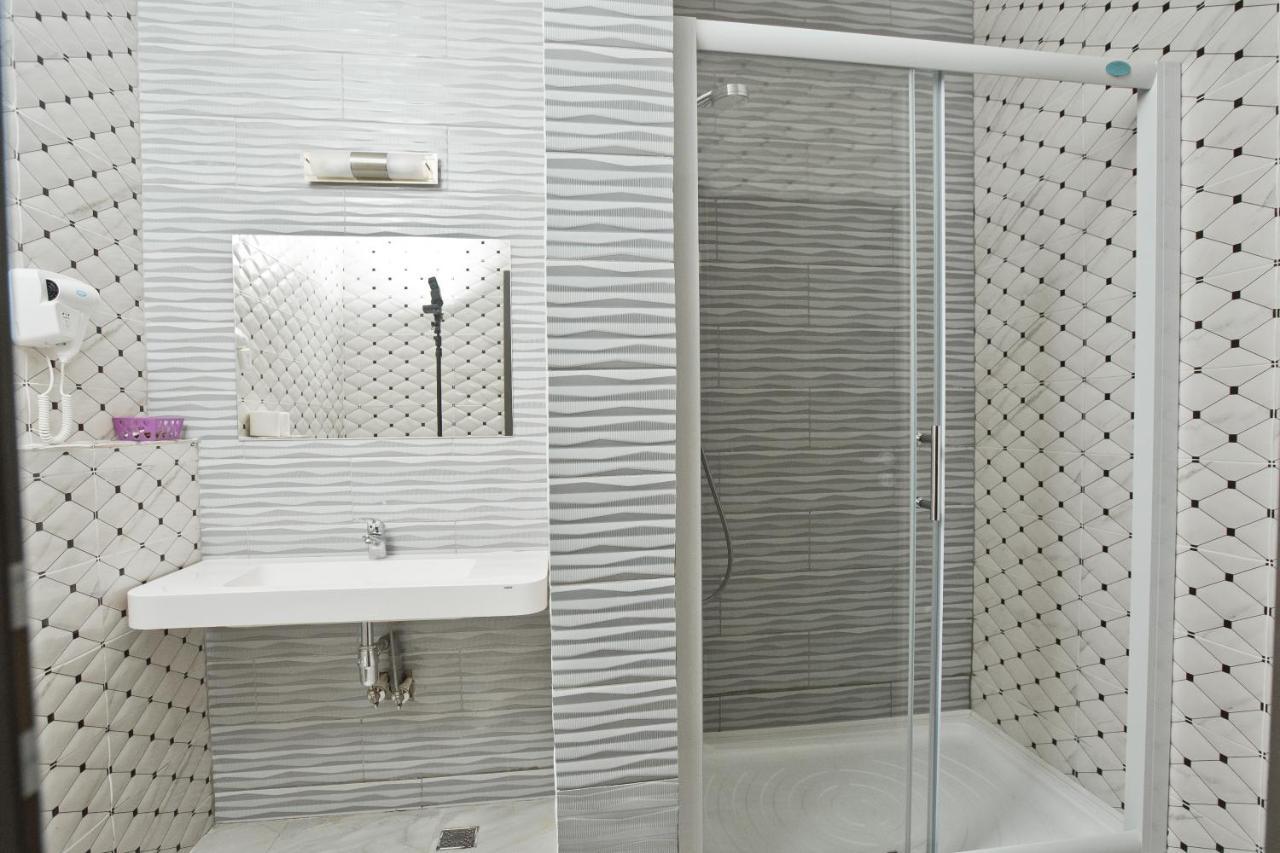 Evergreen 4* Amara