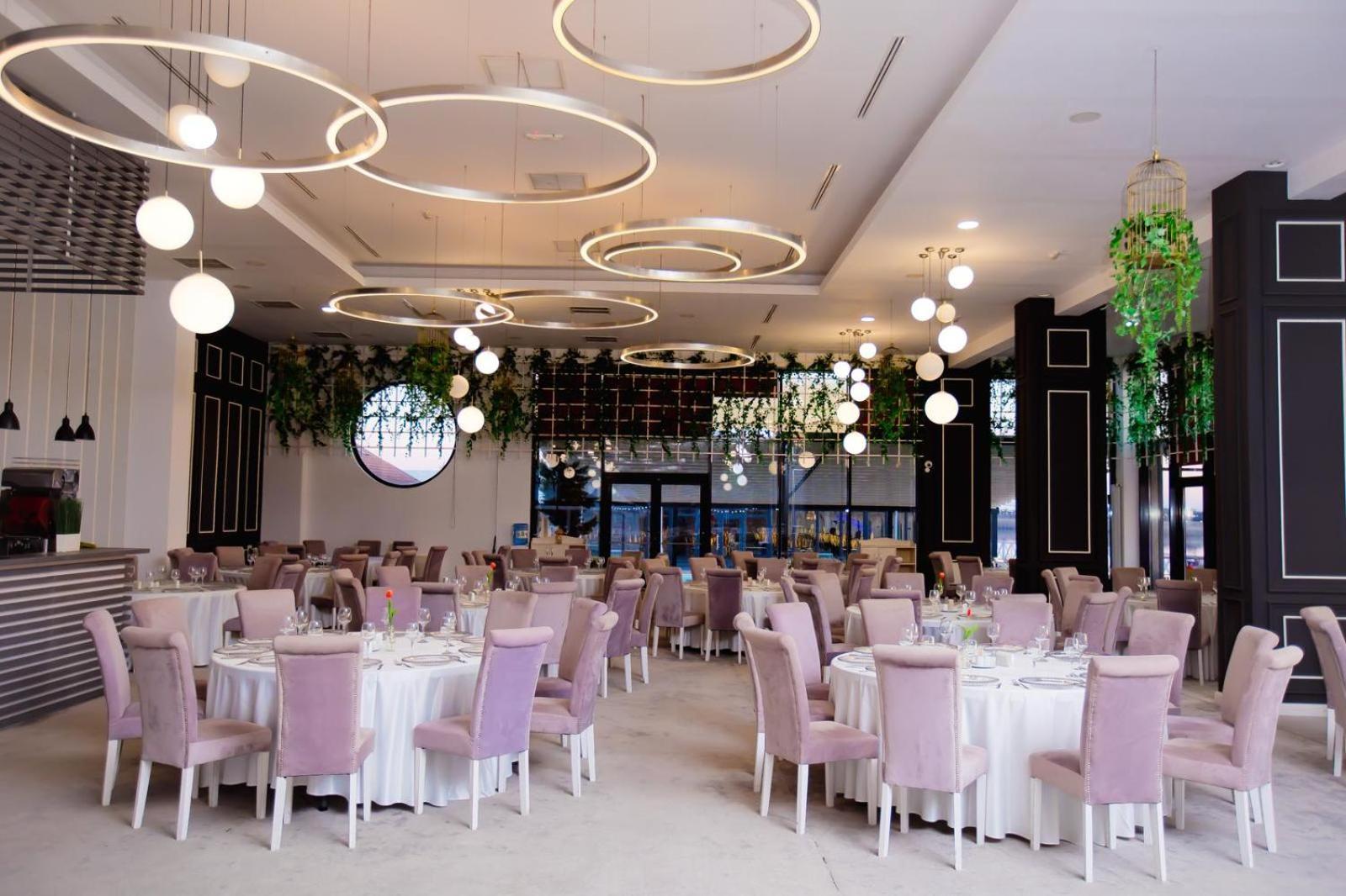Evergreen 4* Amara